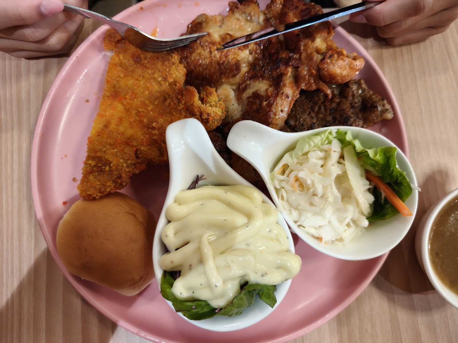 Mixed Grill (Chicken+Fish+Beef) 杂扒-鸡+鱼+牛